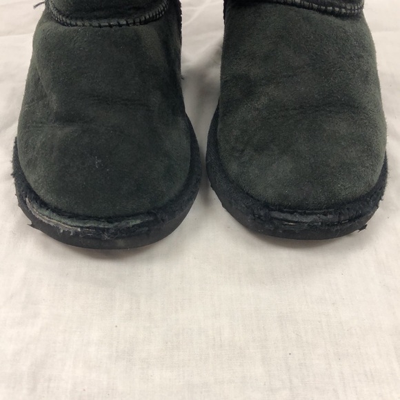 UGG Kids Bailey Bow Black Boots (S/N 3280T)/ Size: 10 Toddler - Picture 7 of 11
